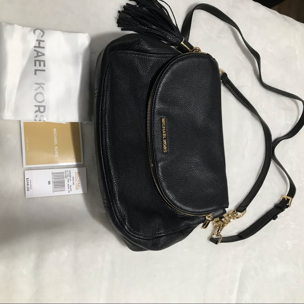 Michael Kors Bedford Large Tassel Convertible Shoulder Bag-Gently Used
